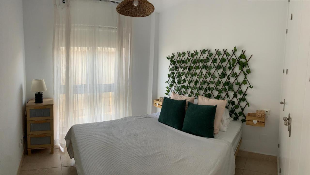 קוניל דה לה פרונטרה Apartamento Aqui Vive Un Artista מראה חיצוני תמונה